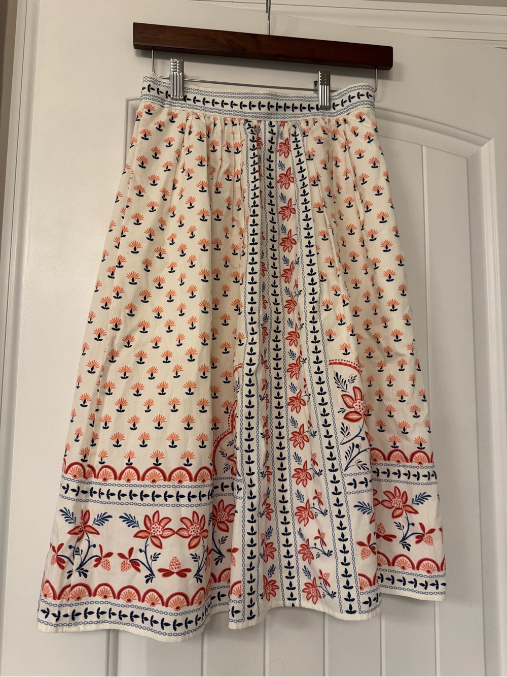 Gal Meets Glam Mila Skirt